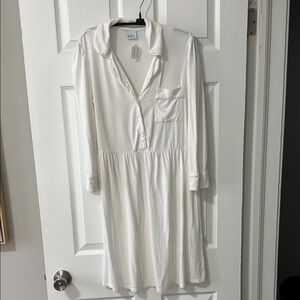 ME Makeover Essentials White Sleeveless Shirt Dress